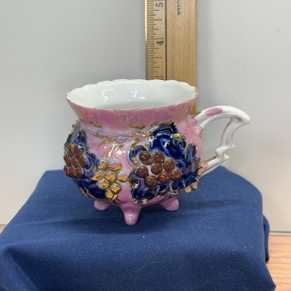 Antique German Gilded Footed 4 leg Pink Tea Cup - Porcelain Relief Grapes Gold - Picture 8 of 9